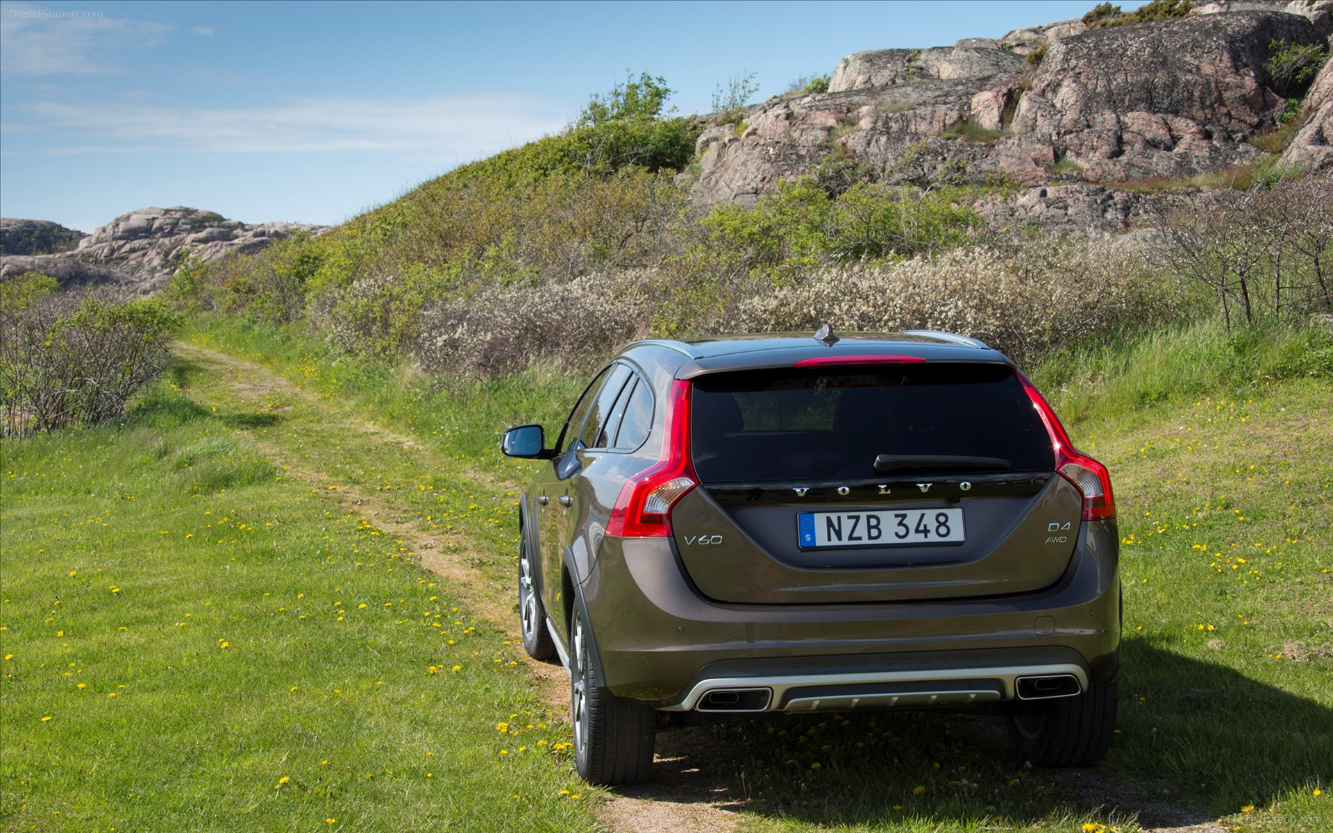 Volvo V60 Cross Country 2016