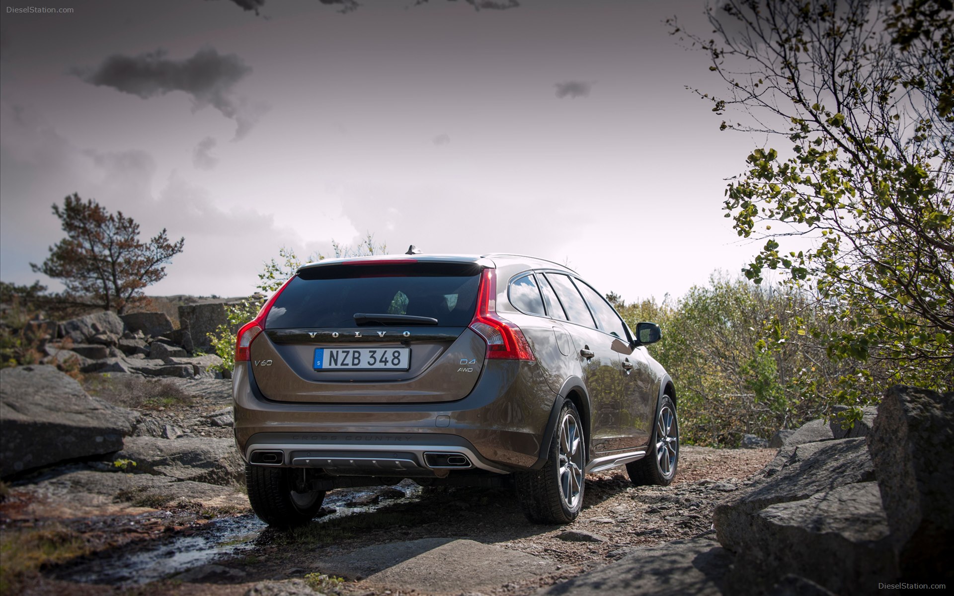 Volvo V60 Cross Country 2016