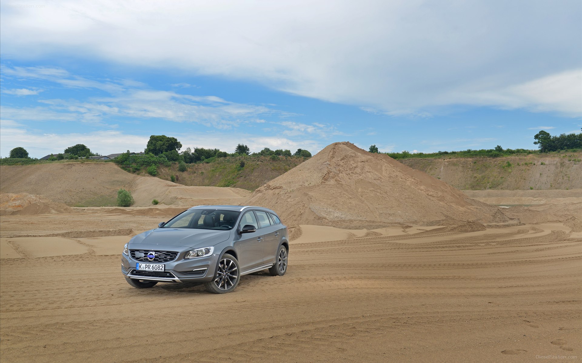 Volvo V60 Cross Country 2016