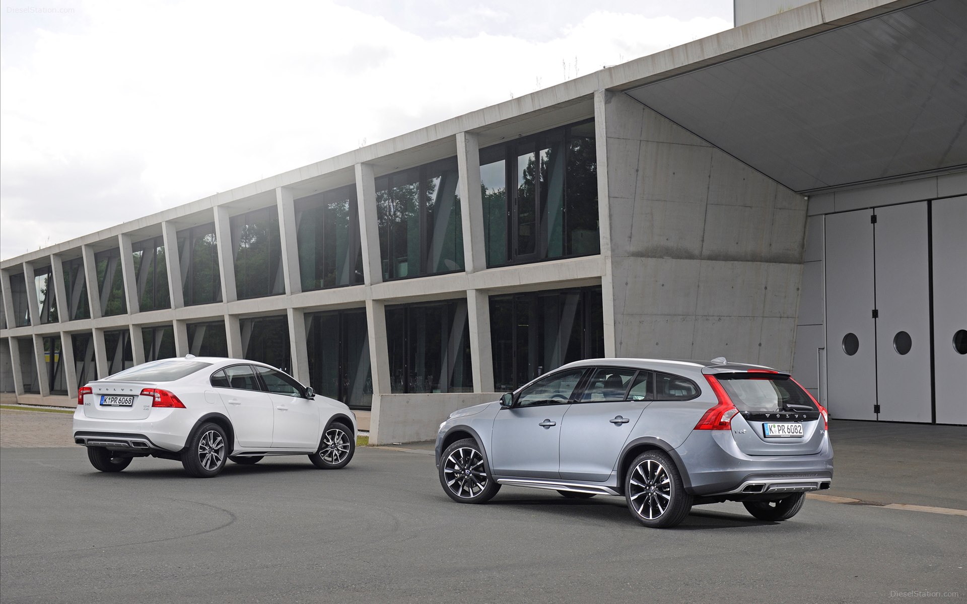 Volvo V60 Cross Country 2016