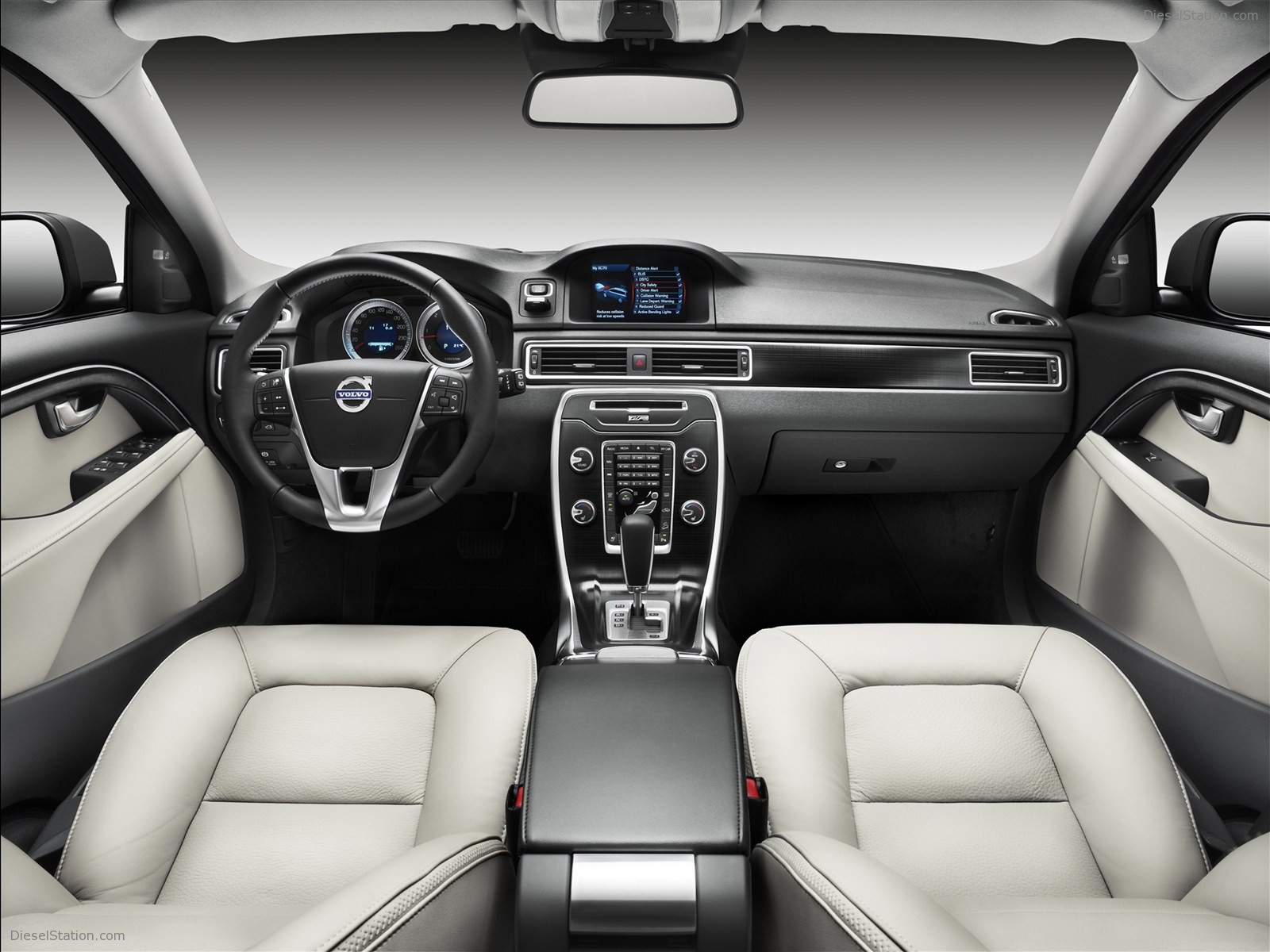 Volvo XC70 2012