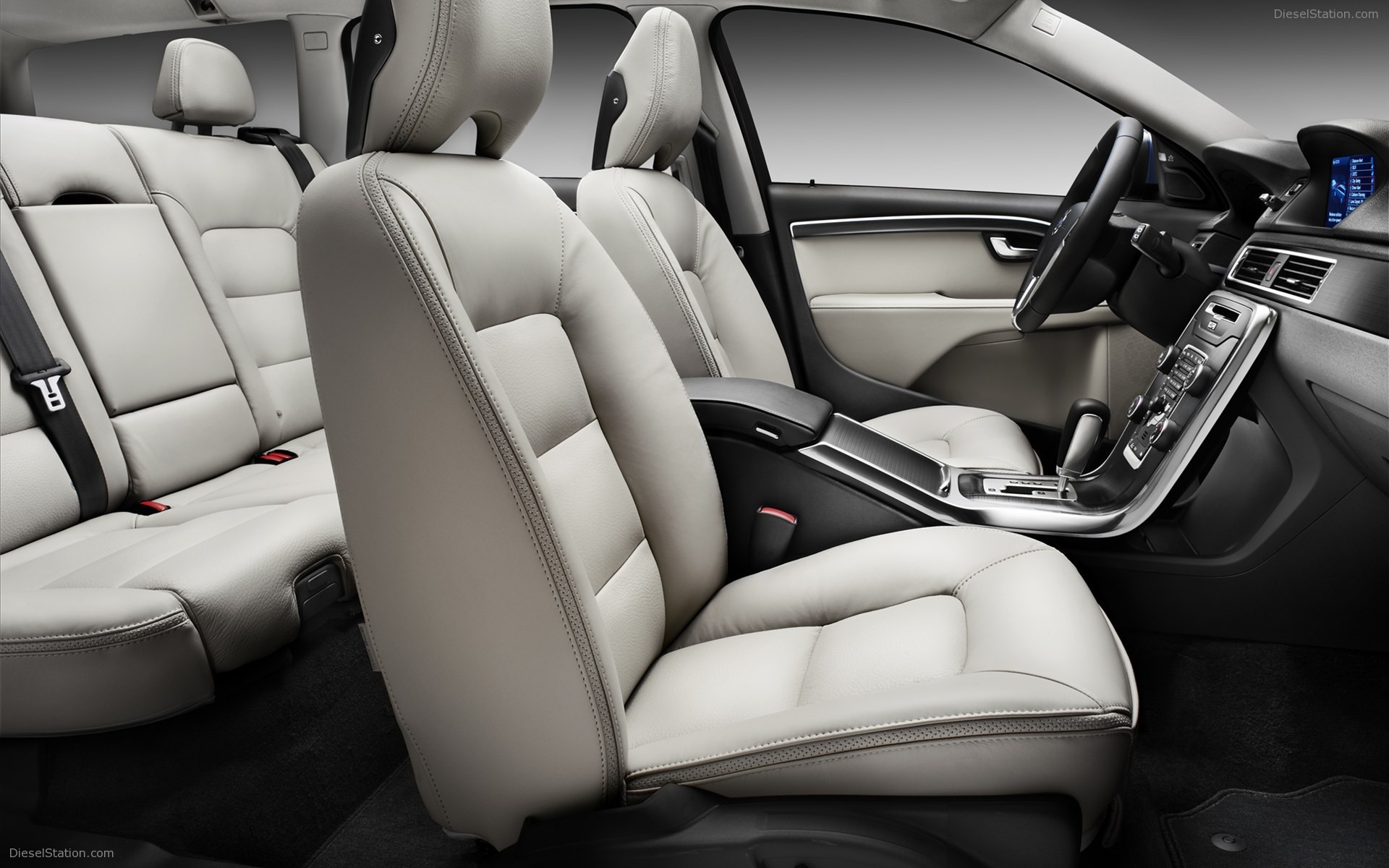 Volvo XC70 2012