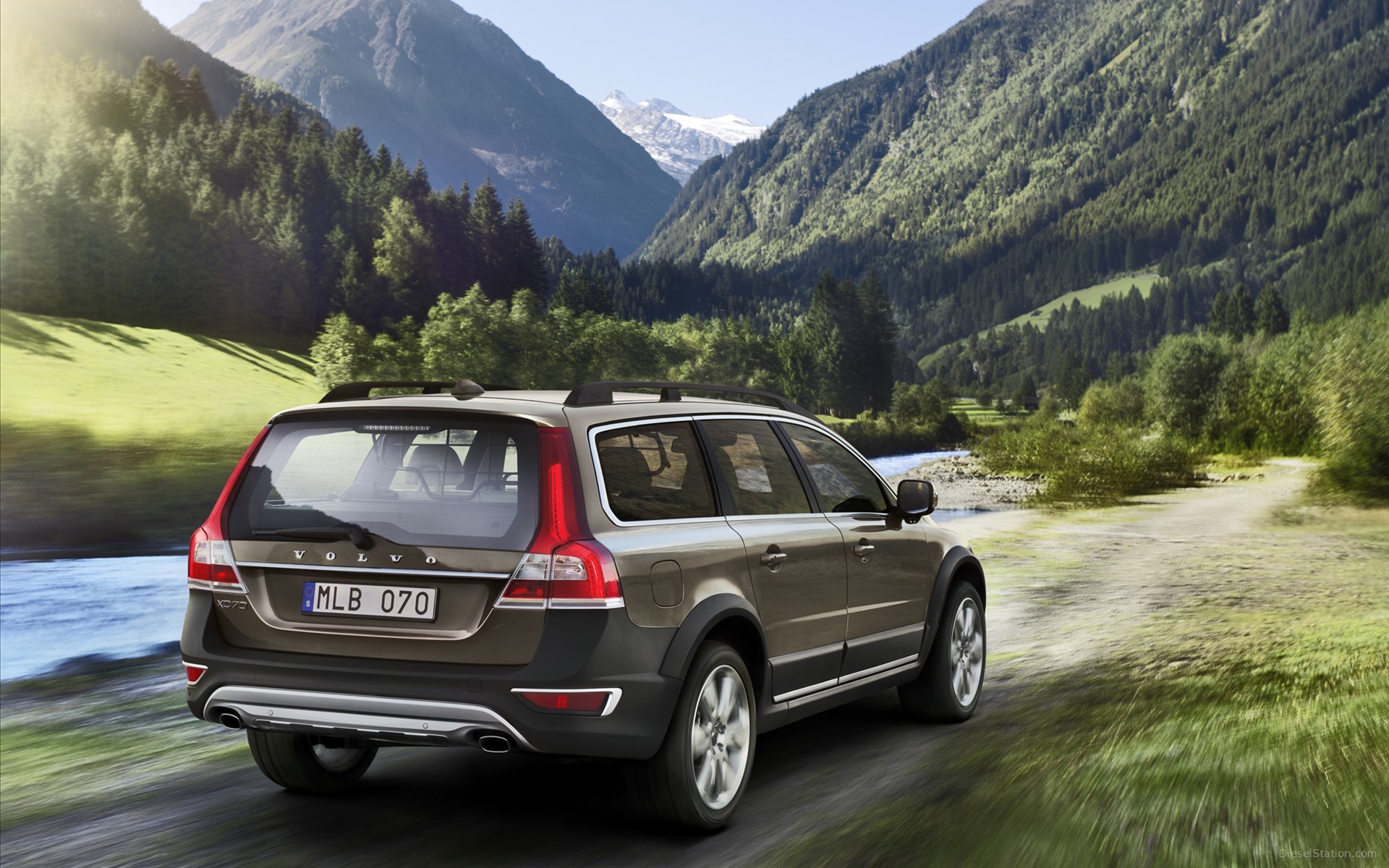 Volvo XC70 2014
