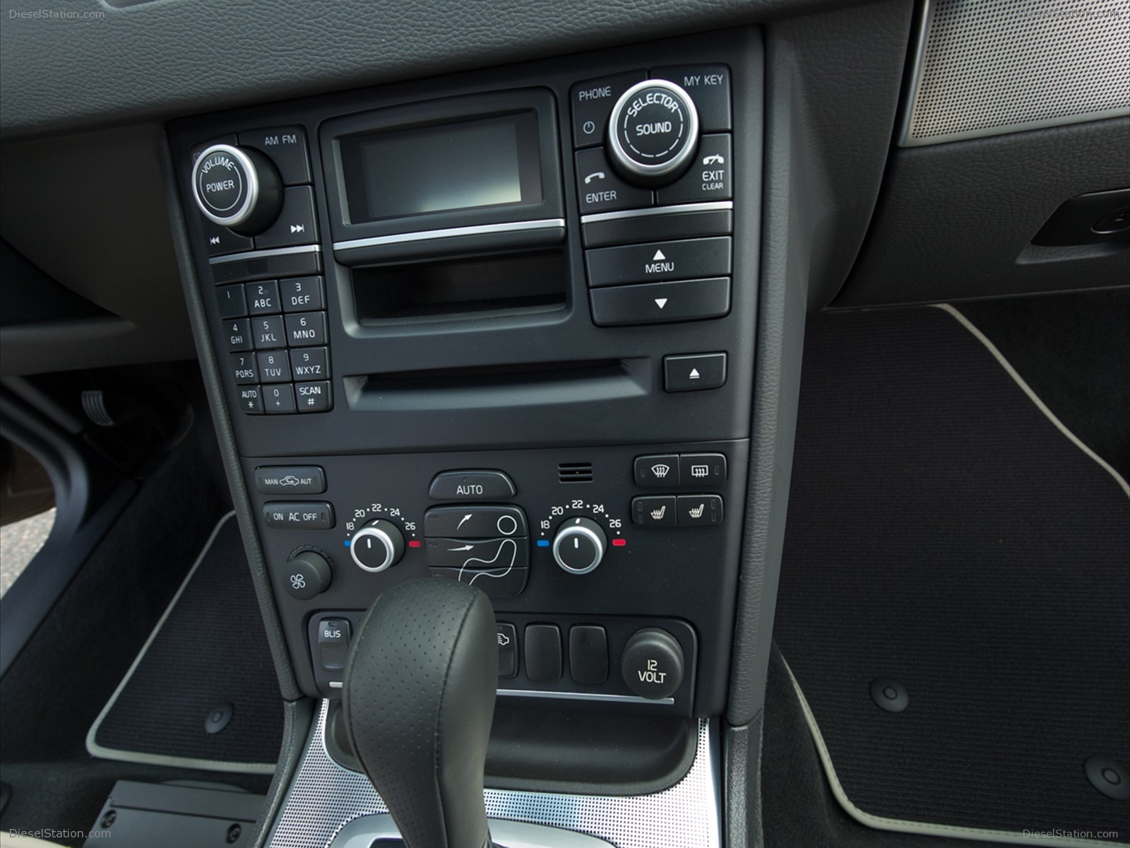 Volvo XC90 2012
