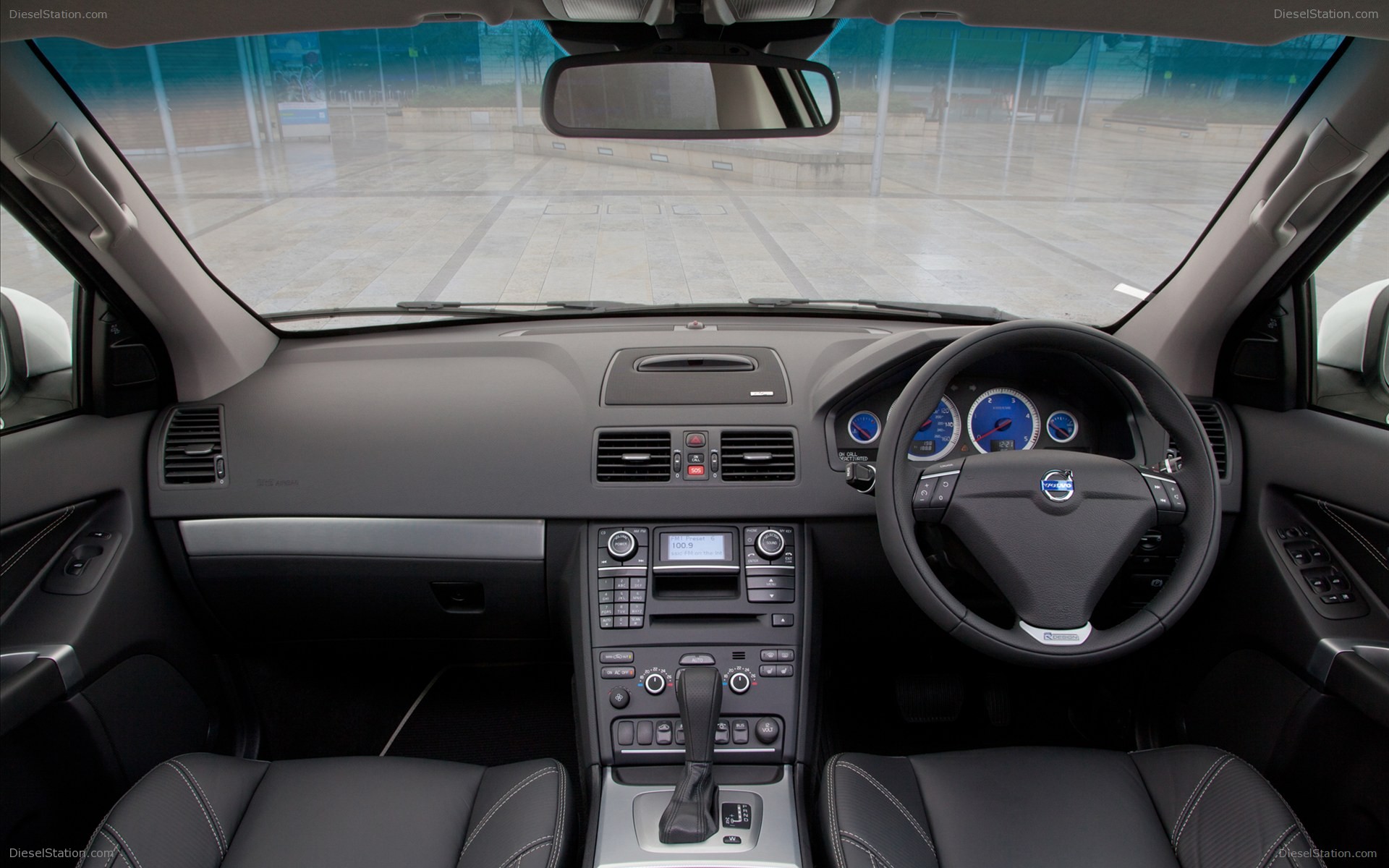 Volvo XC90 2012