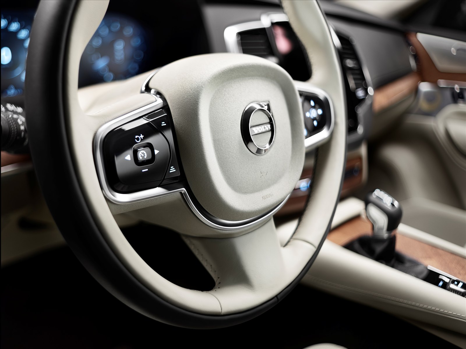 Volvo XC90 2015