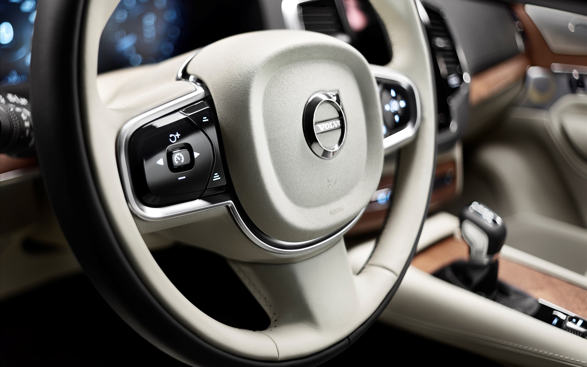 Volvo XC90 2015