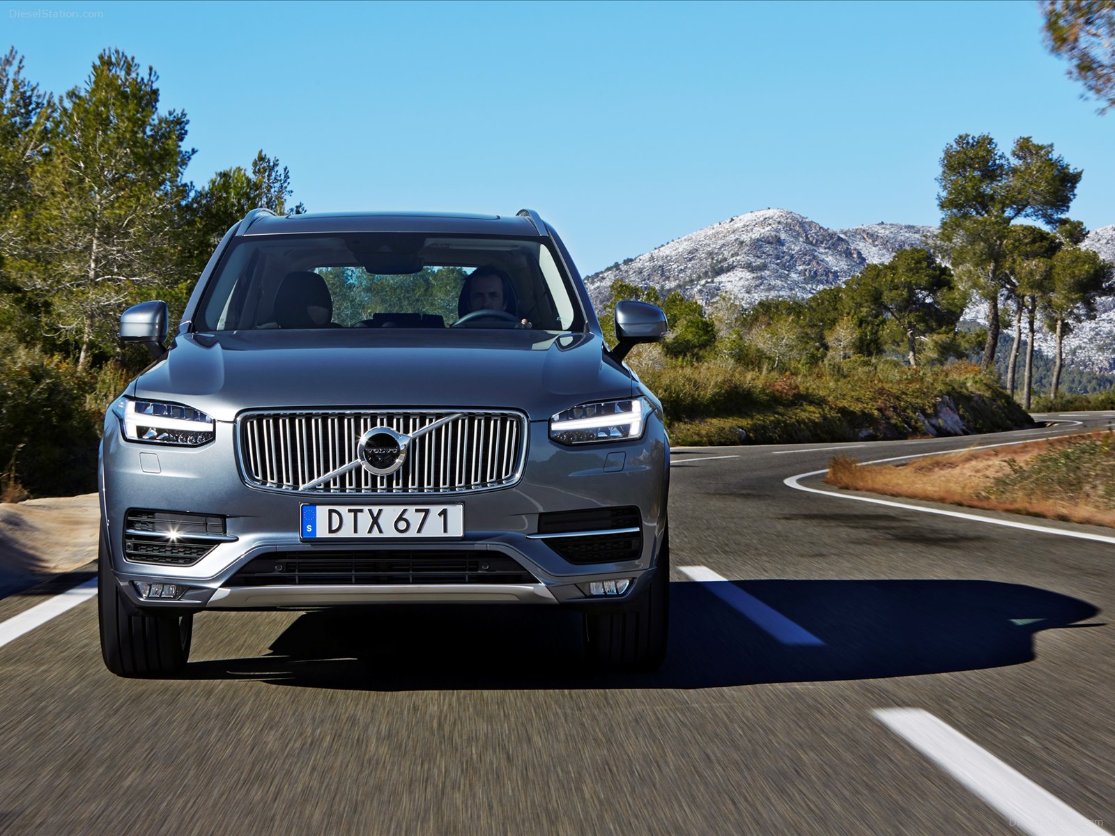 Volvo XC90 2016