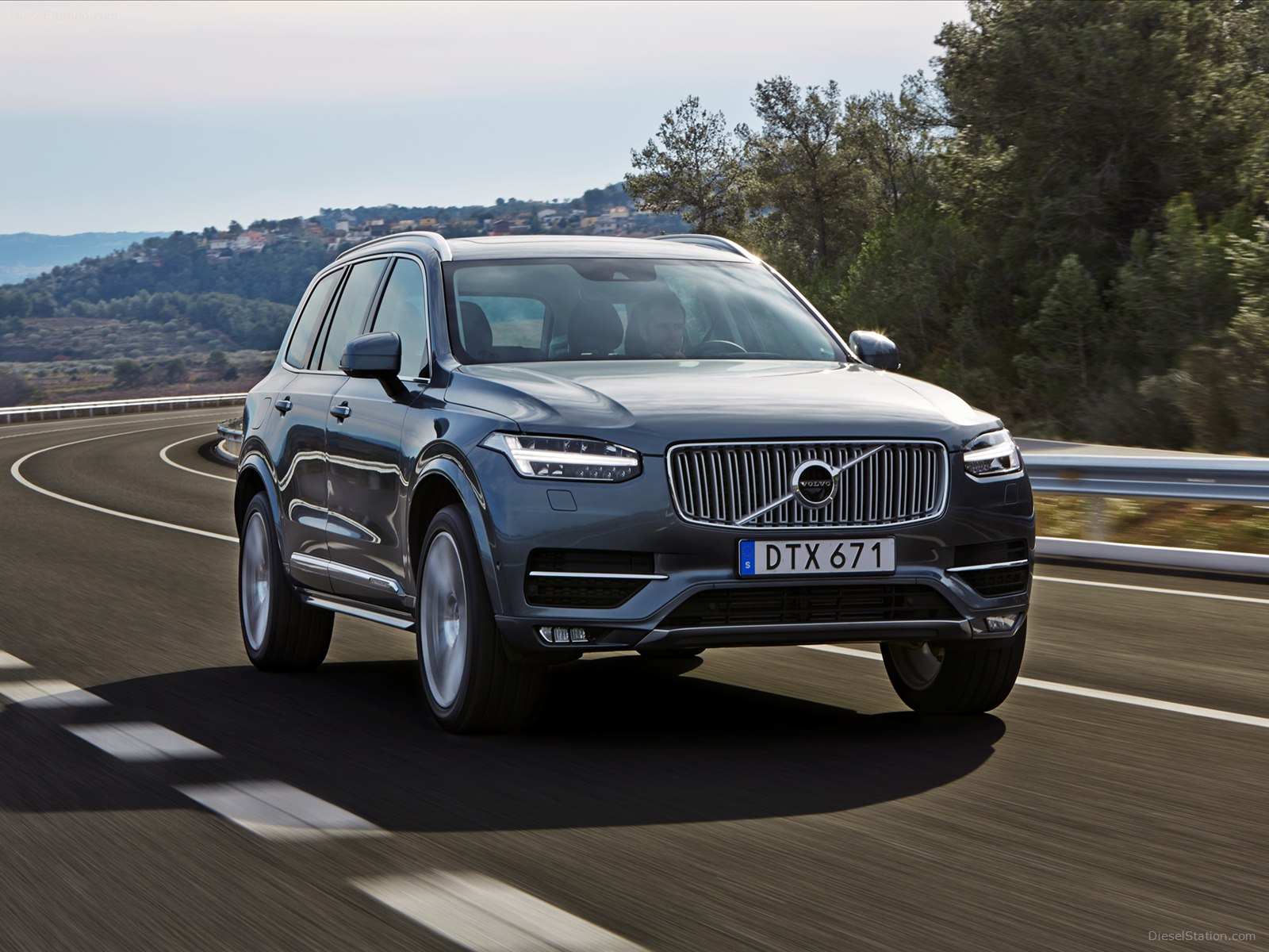 Volvo XC90 2016