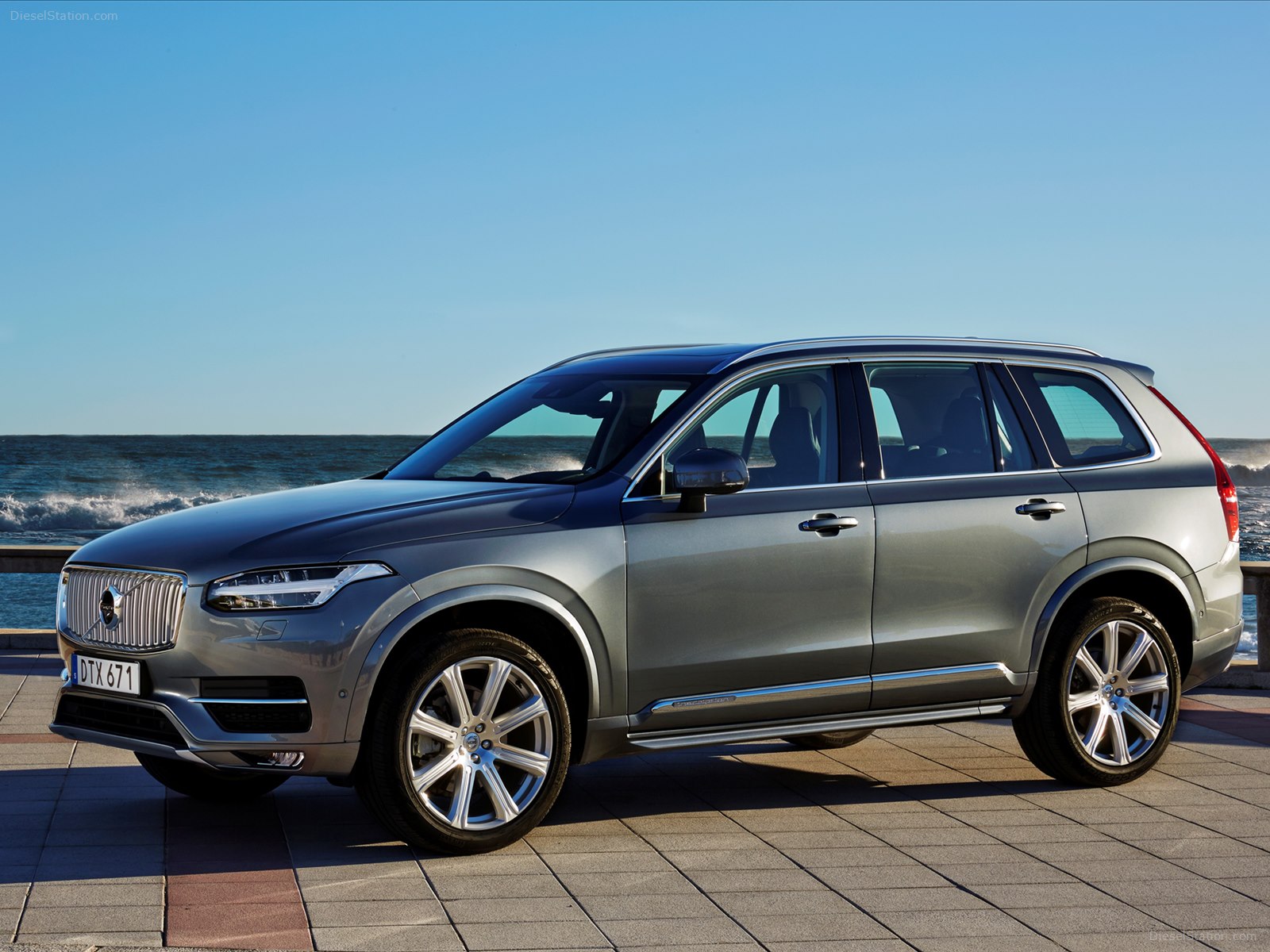 Volvo XC90 2016