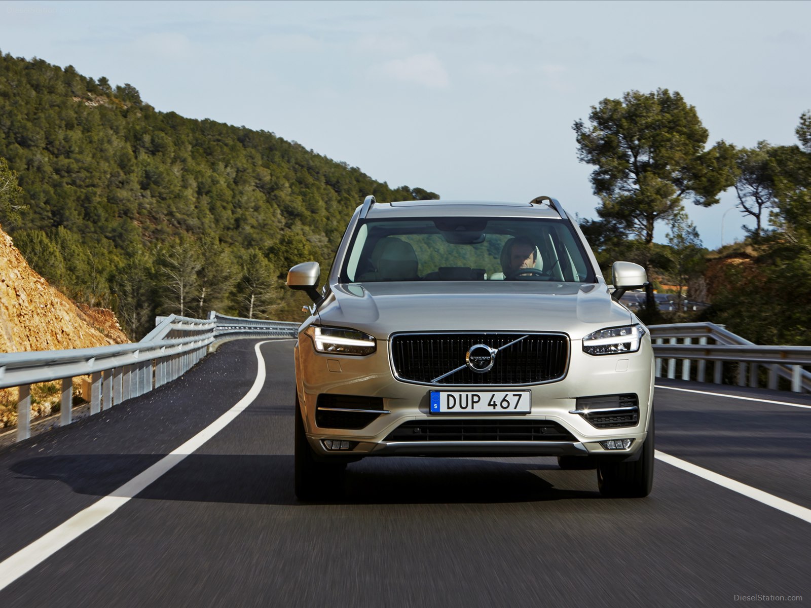 Volvo XC90 2016