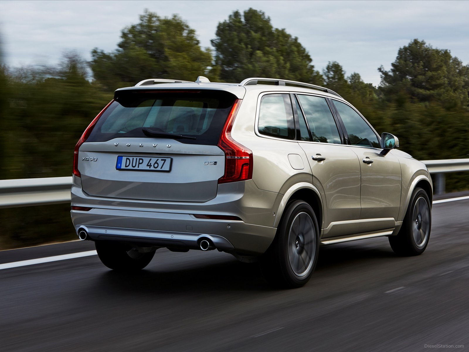 Volvo XC90 2016