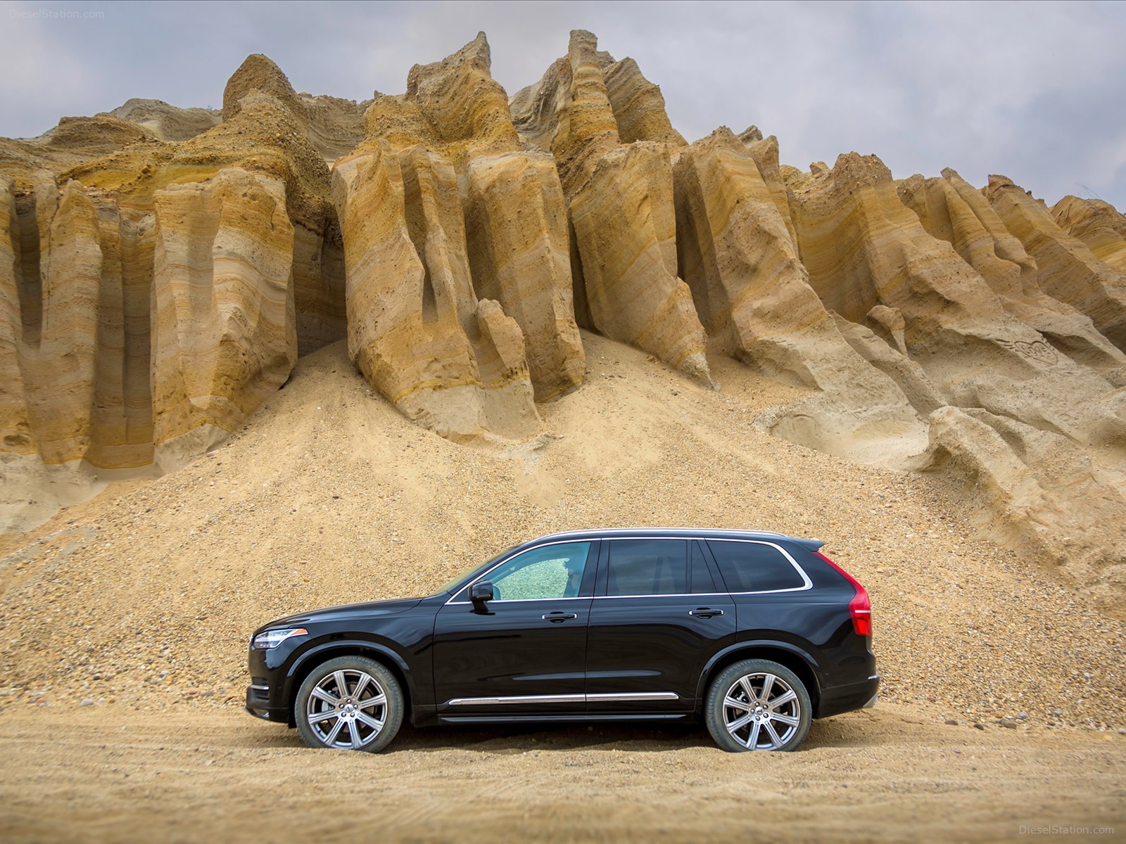 Volvo XC90 2016