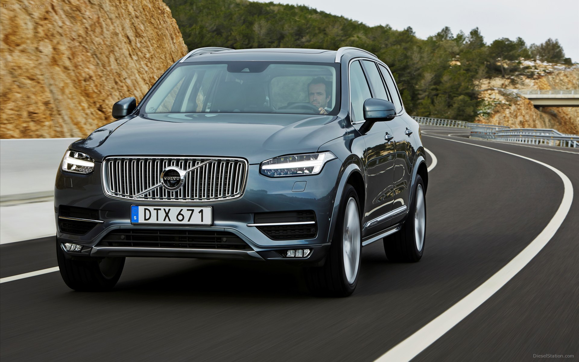 Volvo XC90 2016