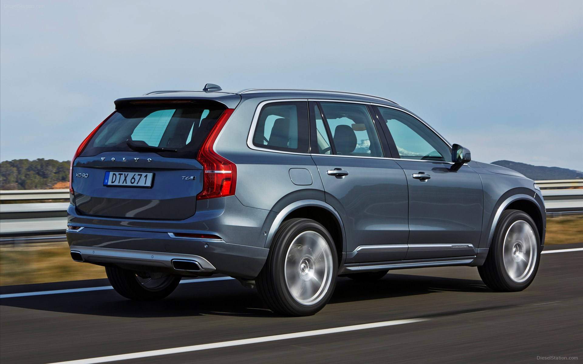 Volvo XC90 2016