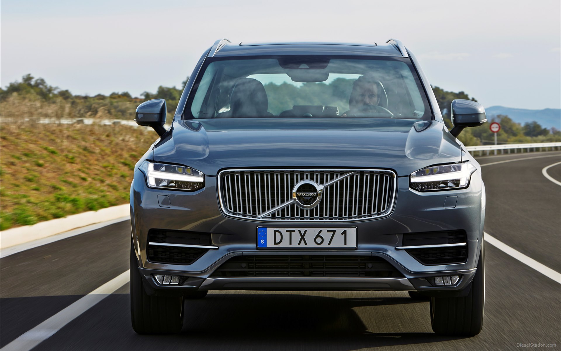Volvo XC90 2016