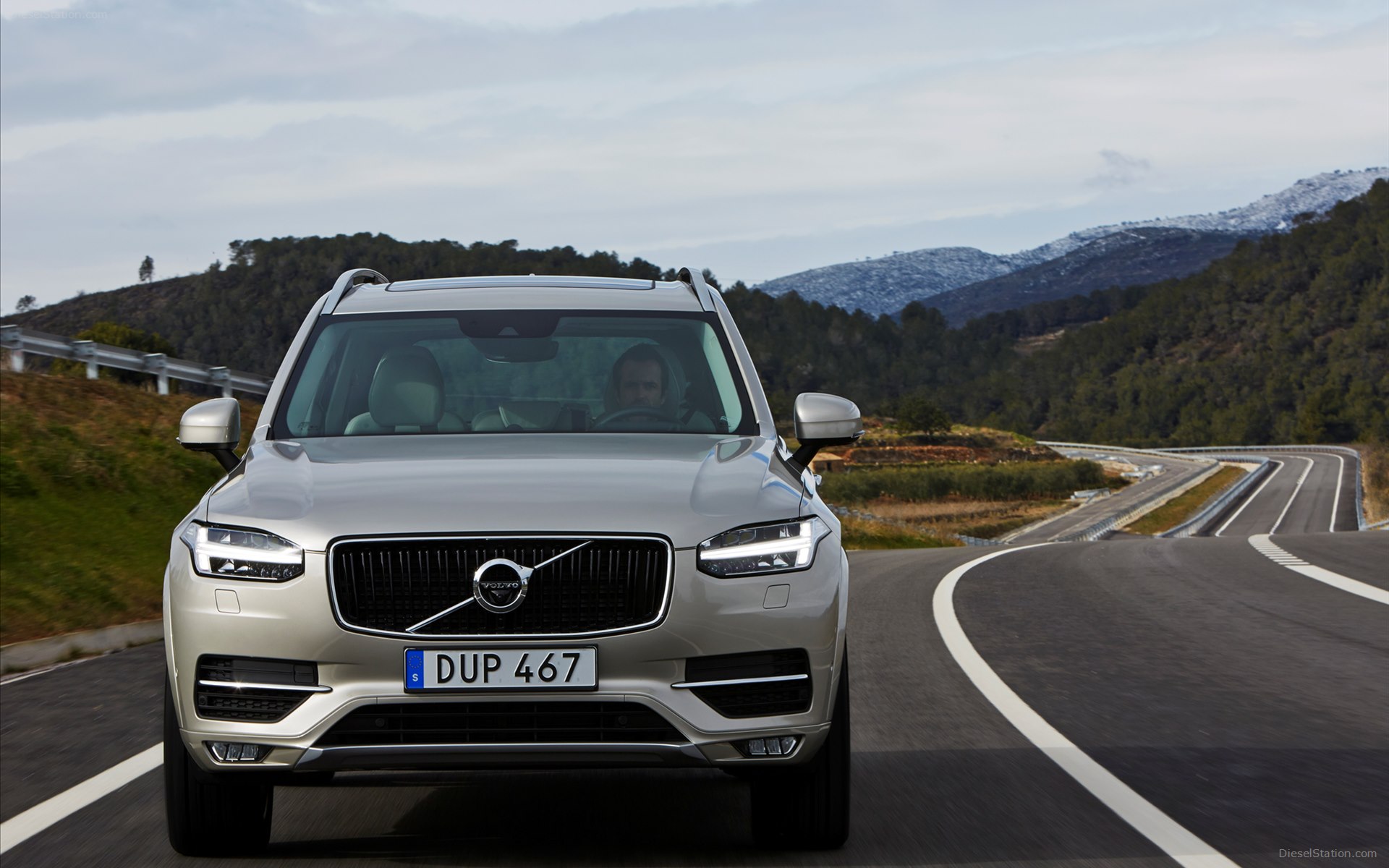 Volvo XC90 2016