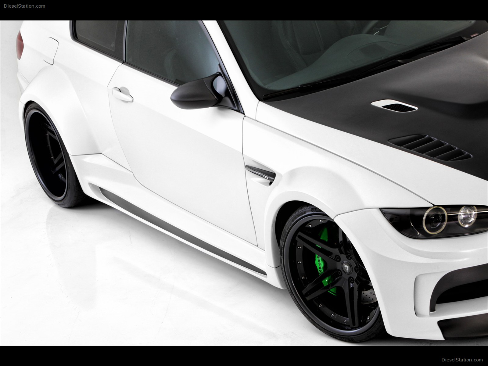 Vorsteiner BMW Limited Edition GTRS 5 Wide Body 2012