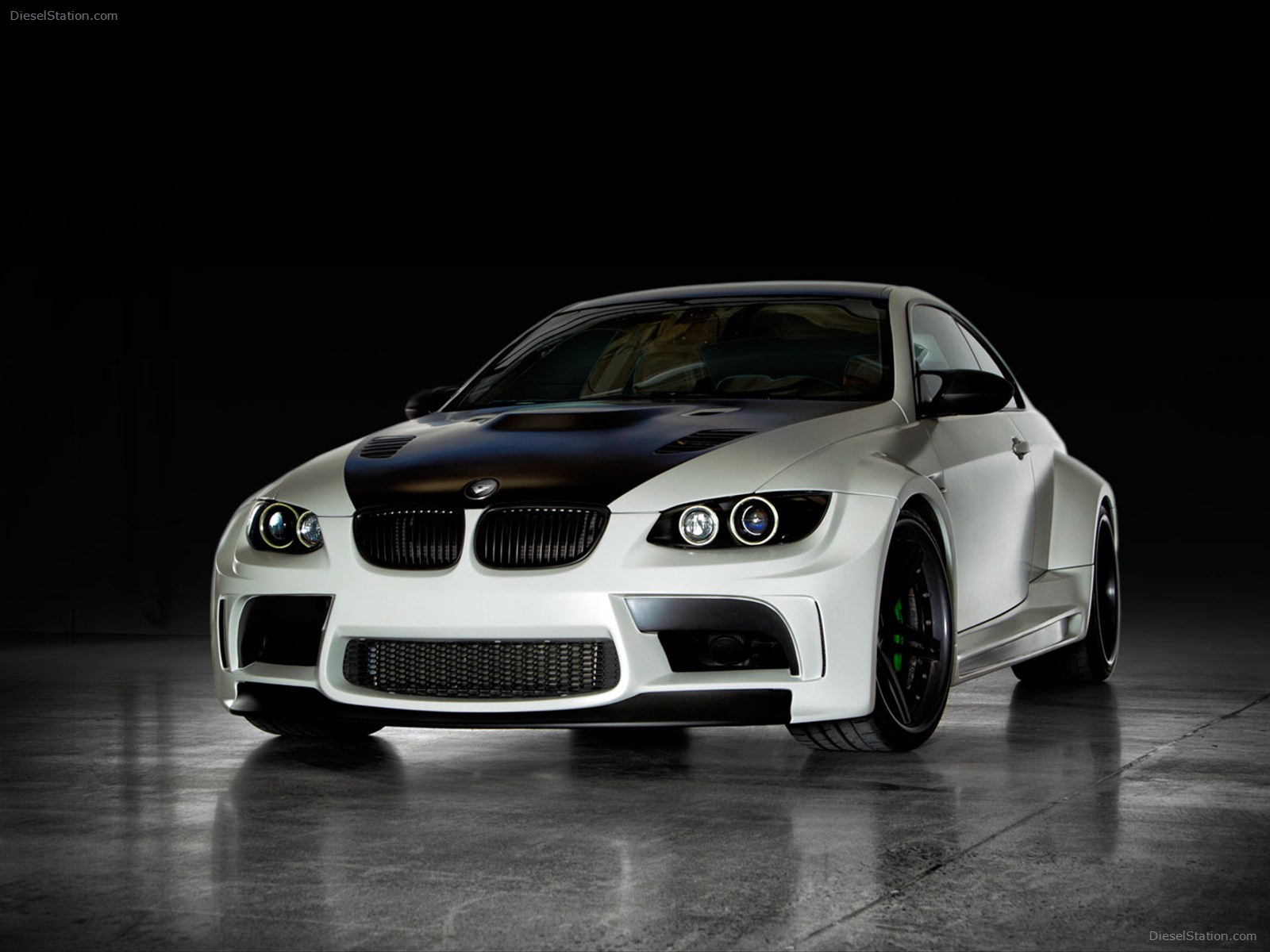 Vorsteiner BMW Limited Edition GTRS 5 Wide Body 2012