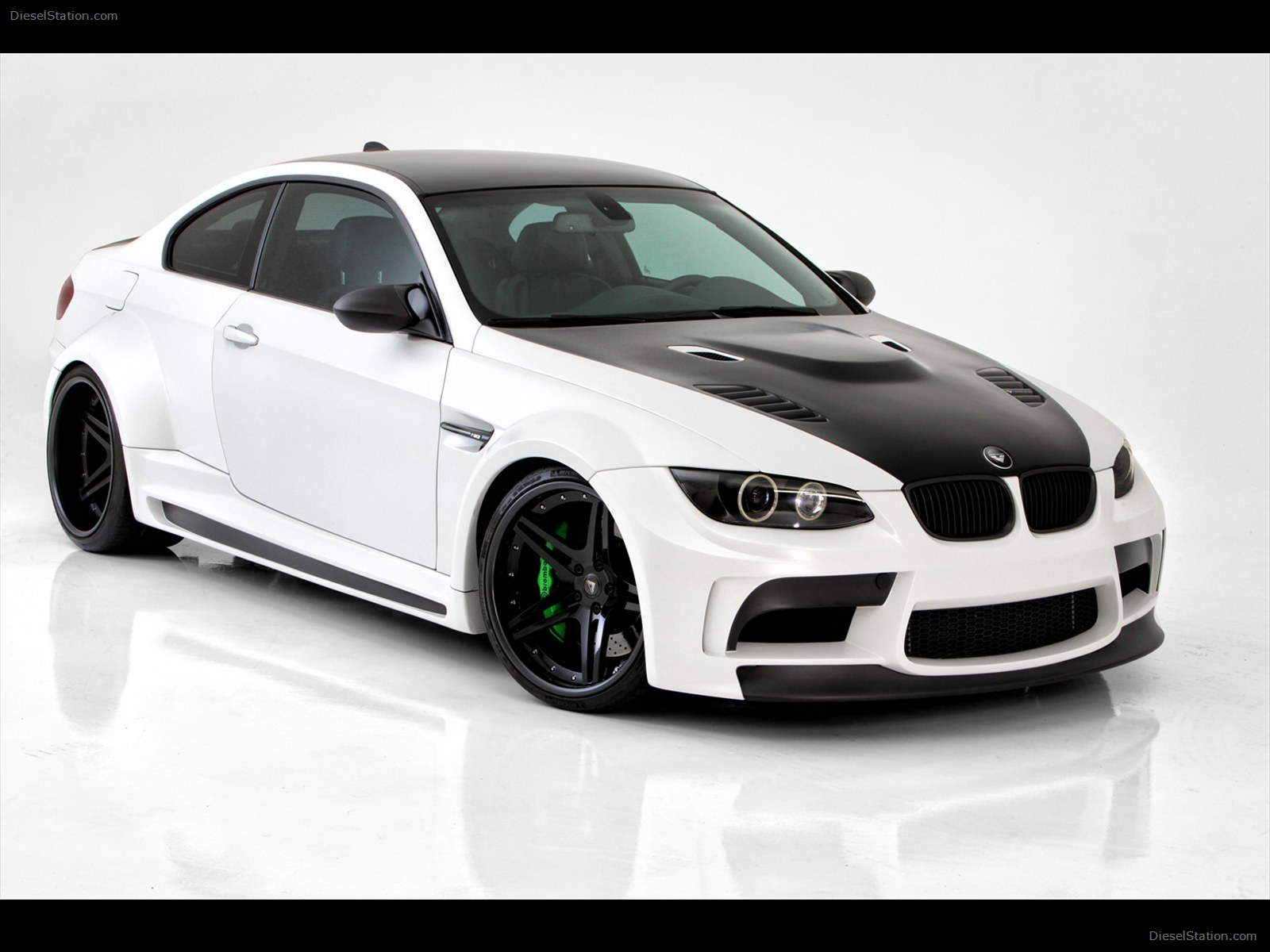 Vorsteiner BMW Limited Edition GTRS 5 Wide Body 2012