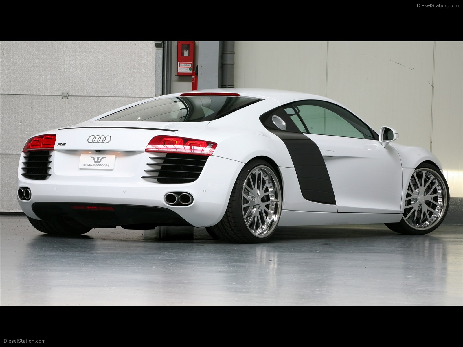 Wheelsandmore Audi R8 2011