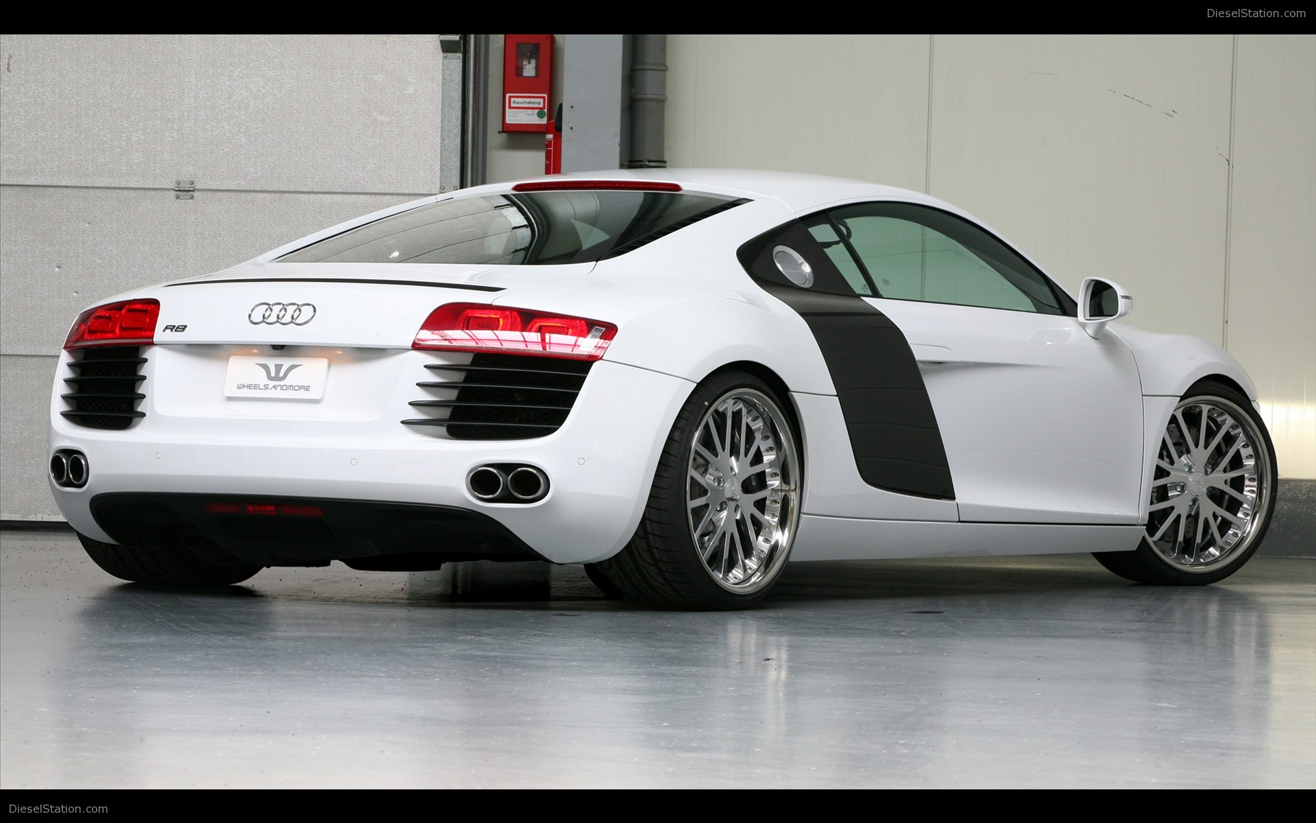 Wheelsandmore Audi R8 2011