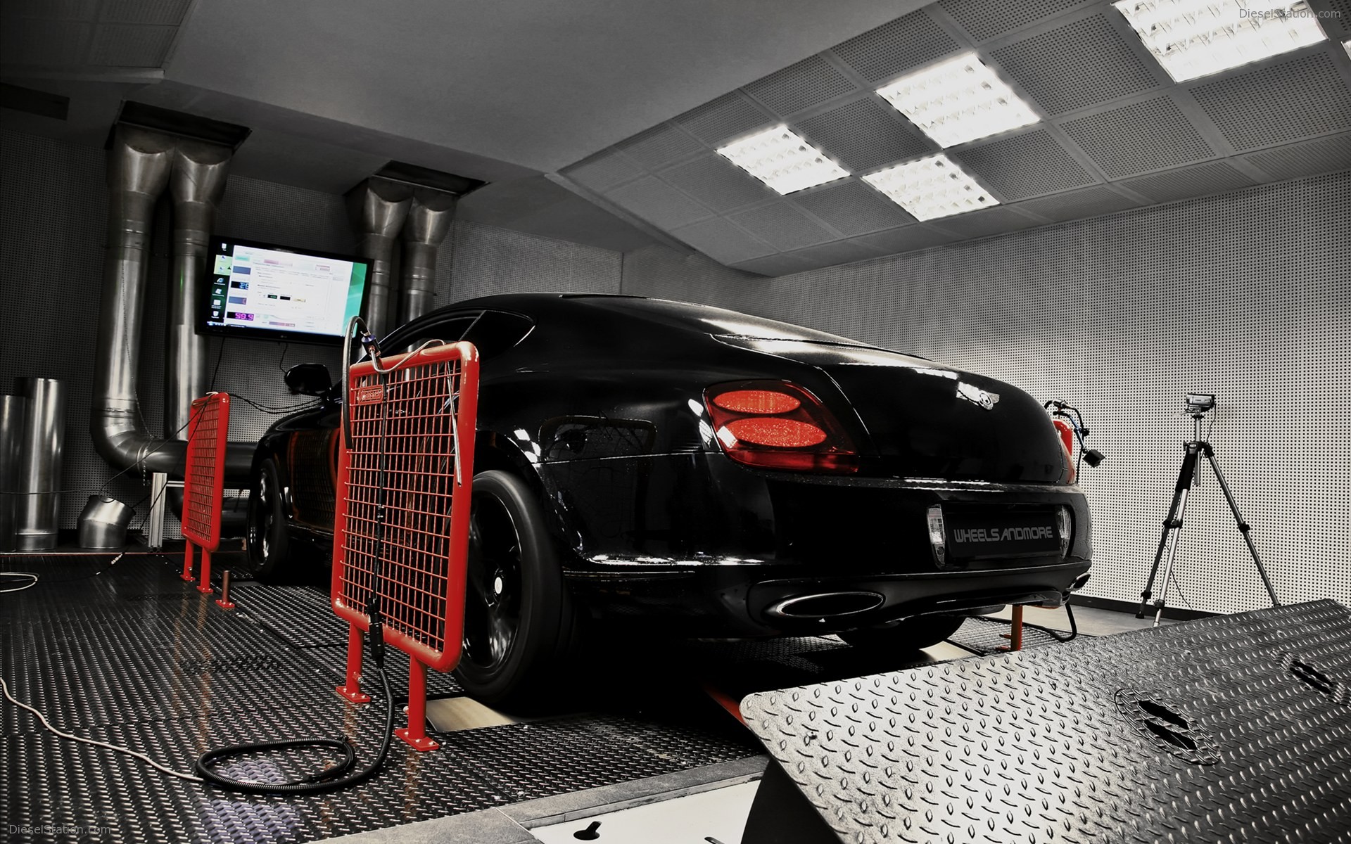 Wheelsandmore Bentley Continental Supersports 2011