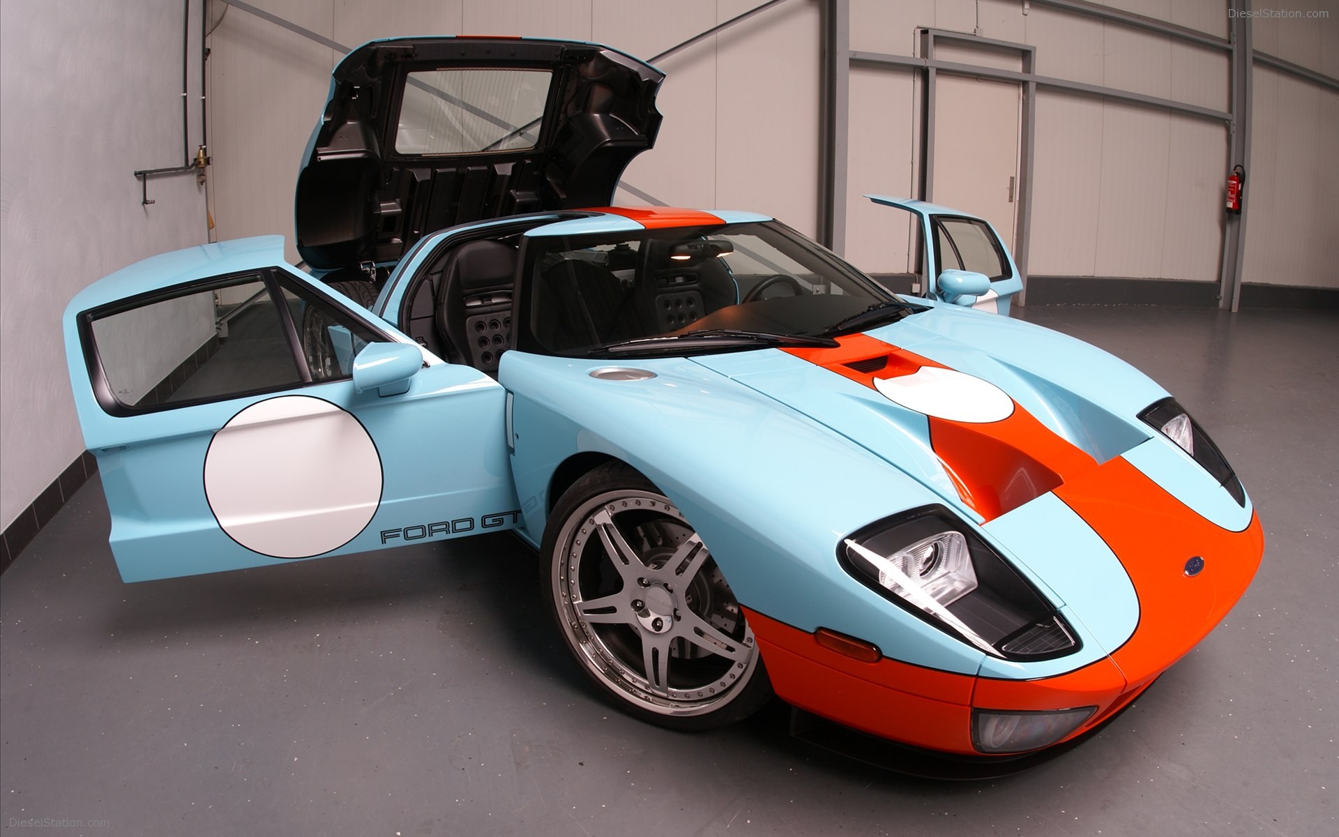 Wheelsandmore Ford GT 2011