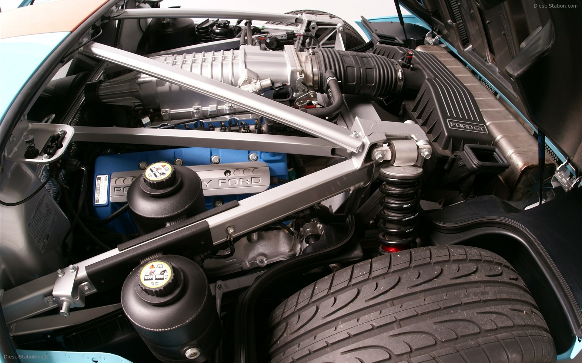 Wheelsandmore Ford GT 2011