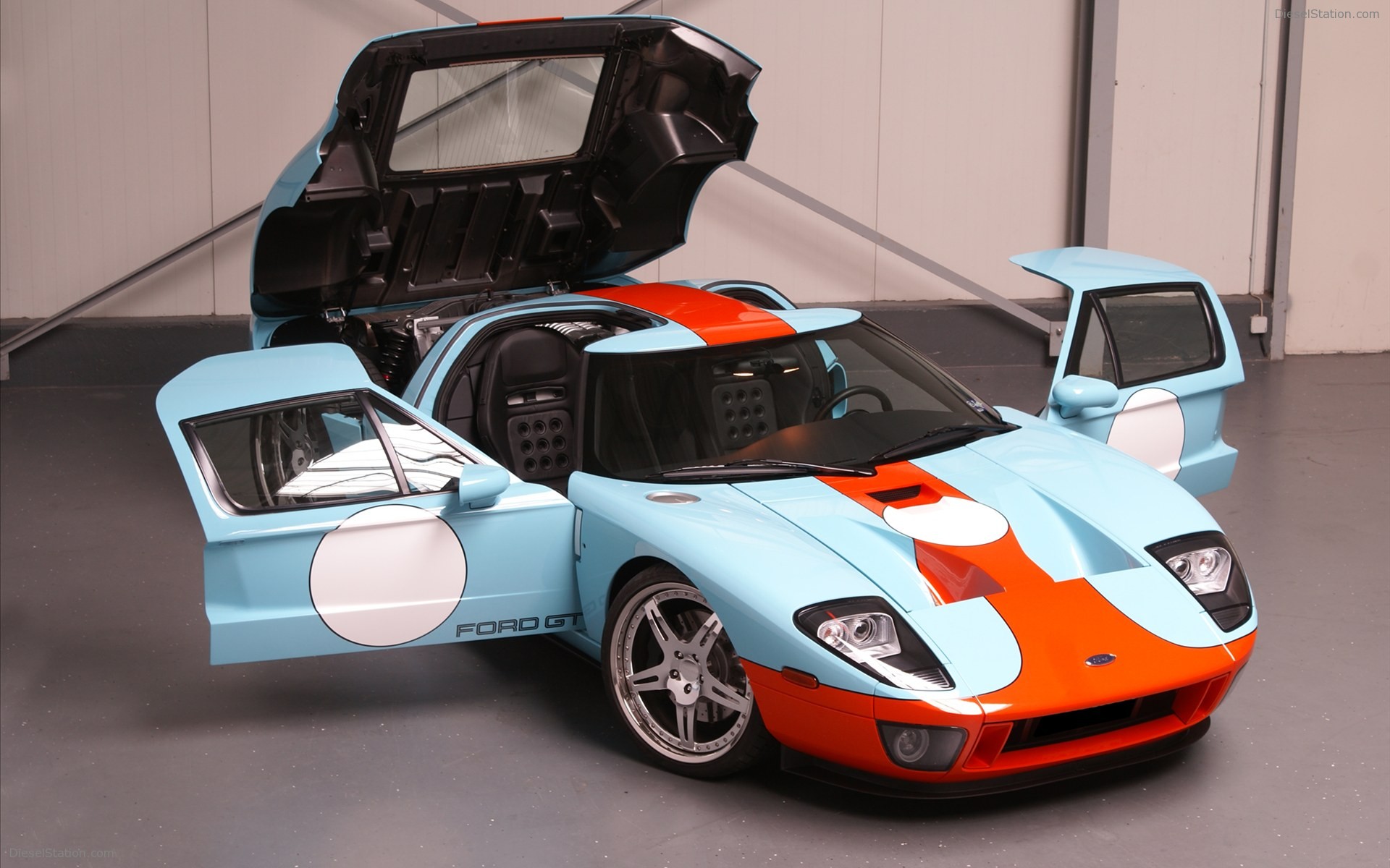 Wheelsandmore Ford GT 2011