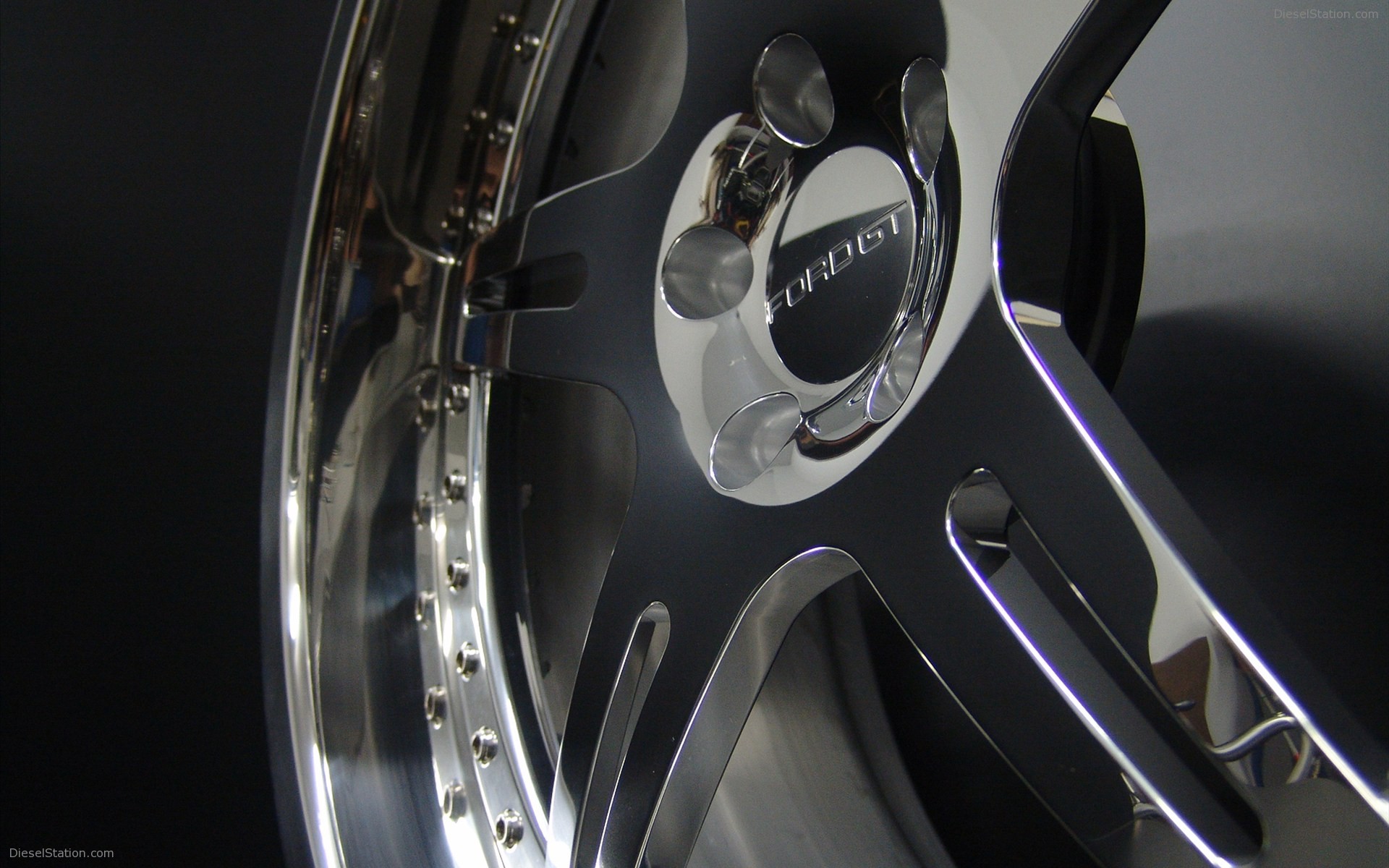 Wheelsandmore Ford GT 2011