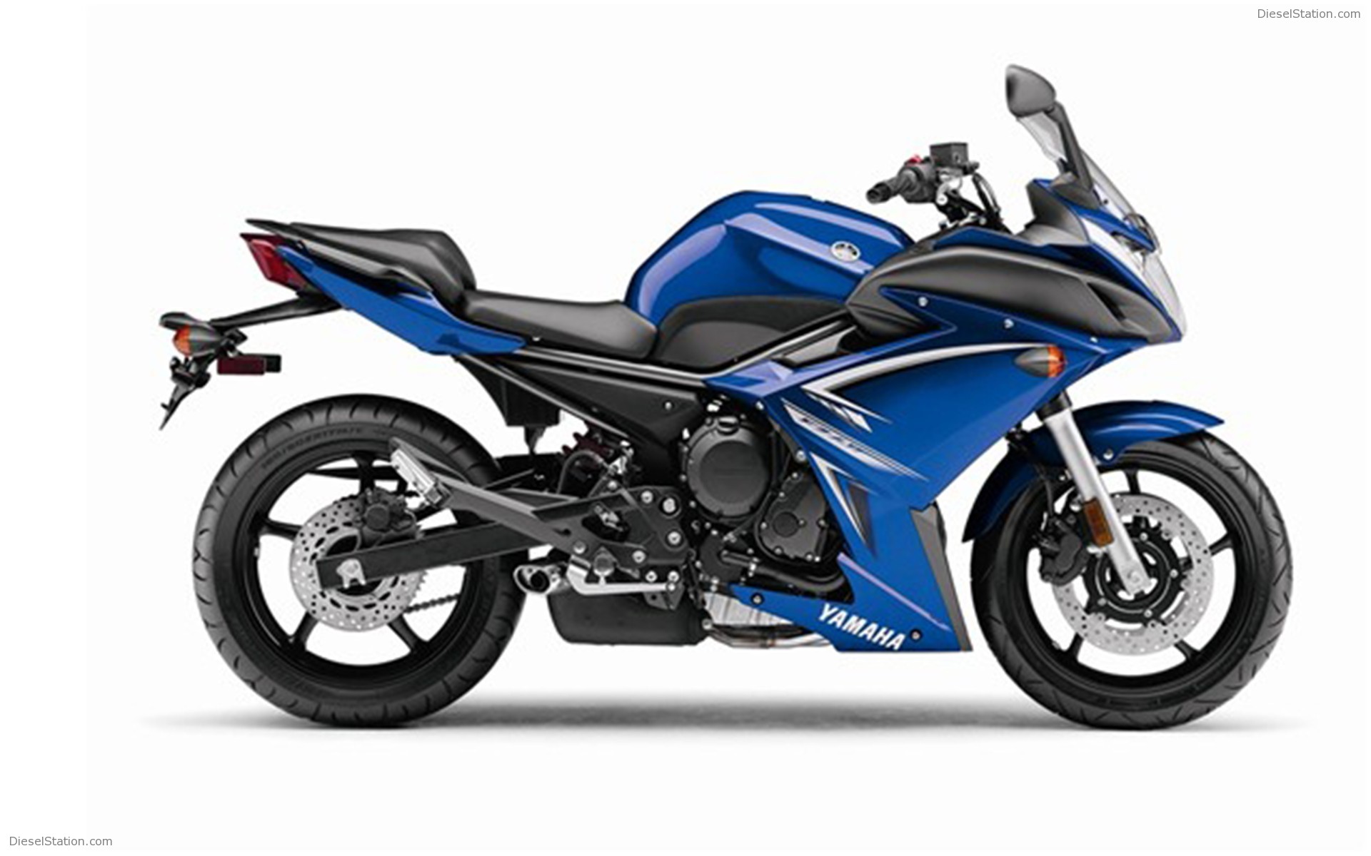 2009 Yamaha FZ6R
