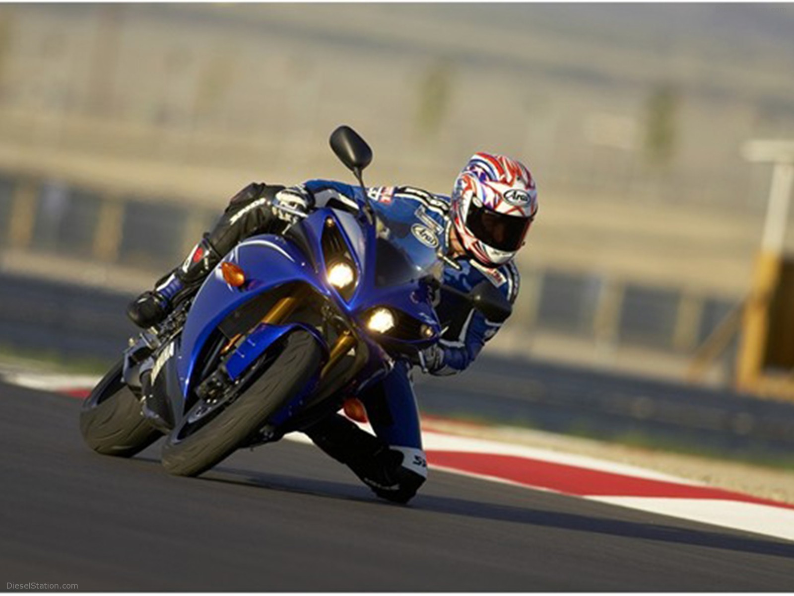 2009 Yamaha YZF R1