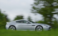Aston Martin Aston Martin