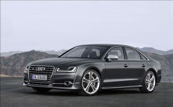 Audi S8 2015