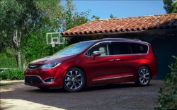 Chrysler Pacifica 2017
