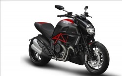 Ducati Diavel 2012