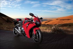 HONDA 2009 CBR1000RR