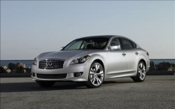 Infiniti M 2012