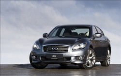 Infiniti M37S 2011