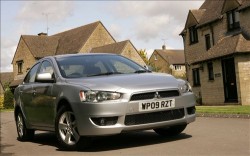 Mitsubishi Lancer 1.5 SE