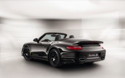 Porsche 911 Turbo S Edition 918 Spyder 2011