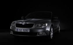 Skoda Superb Pictures