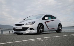Steinmetz Opel Astra GTC 2011