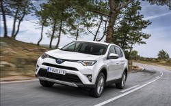 Toyota RAV4 Hybrid 2016