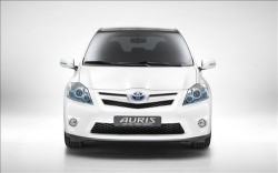 World Premiere Of The Toyota Auris HSD Full Hybrid Concept