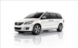 Volkswagen Routan 2012