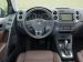 Volkswagen TOUAREG 2012 Picture #42